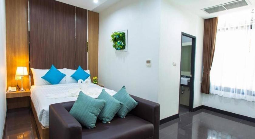 אודון תאני Thanburi Hotel מראה חיצוני תמונה