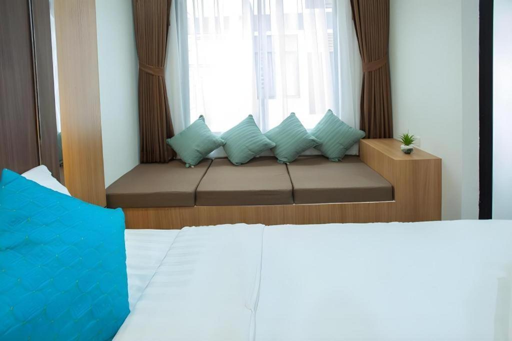 אודון תאני Thanburi Hotel מראה חיצוני תמונה