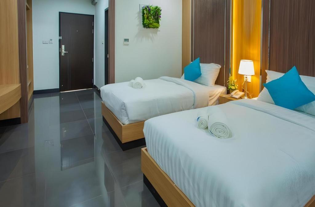 אודון תאני Thanburi Hotel מראה חיצוני תמונה